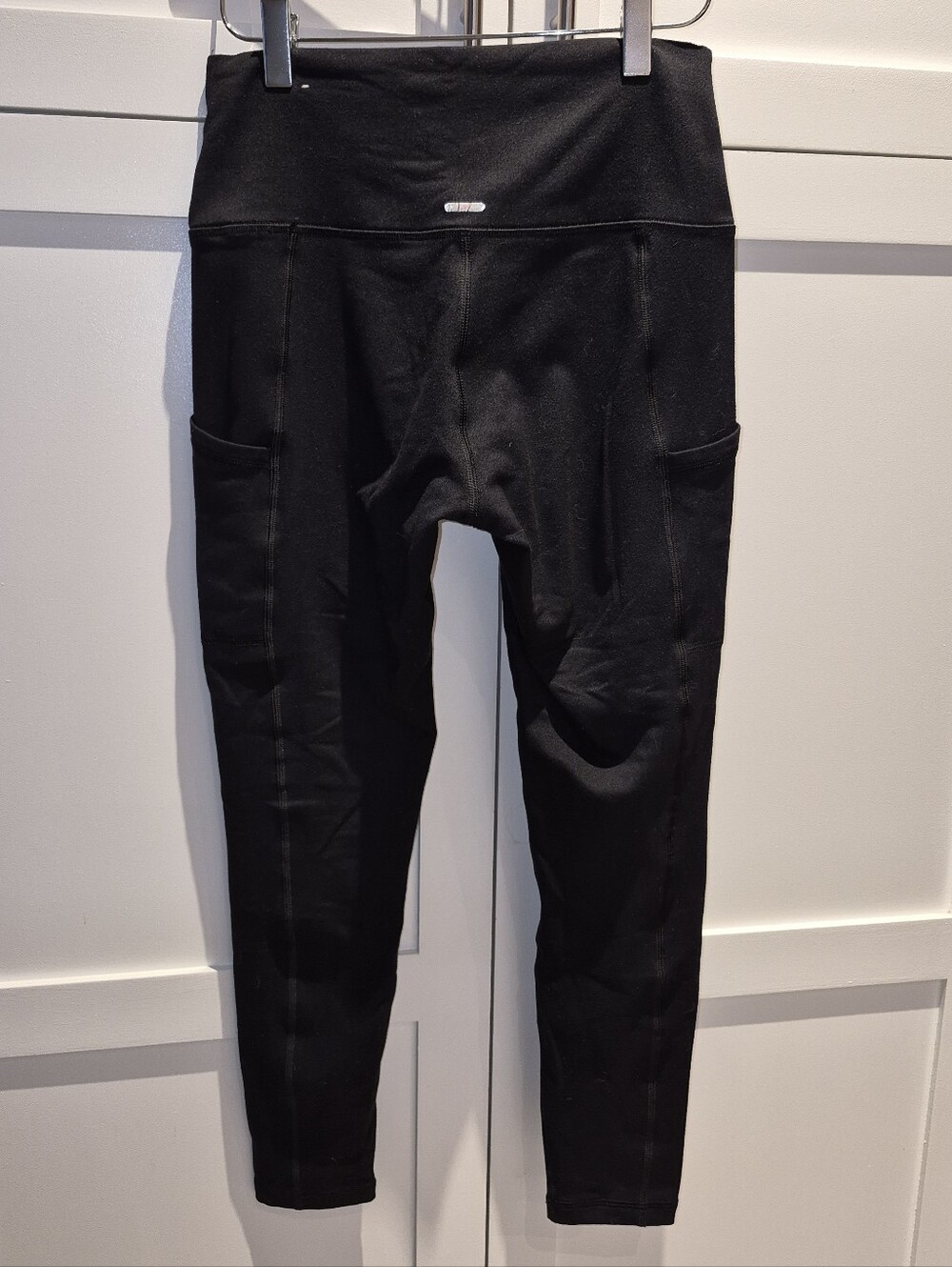Aerie Pocket Leggings - Picture 5 of 11